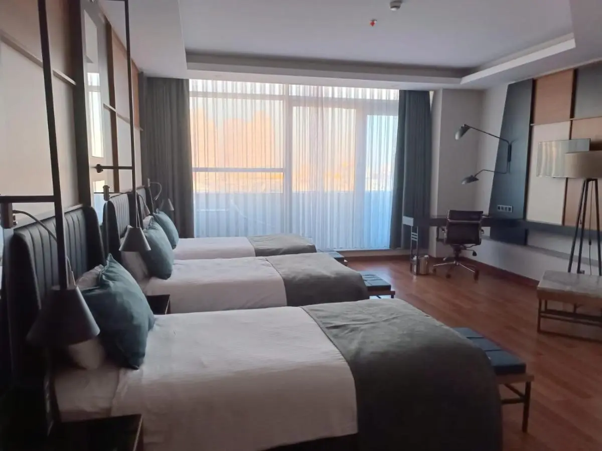 Expoist Hotel
