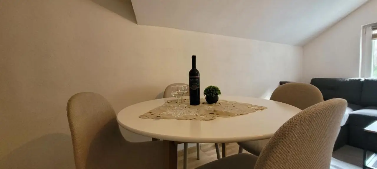 Rose 2 Apartment