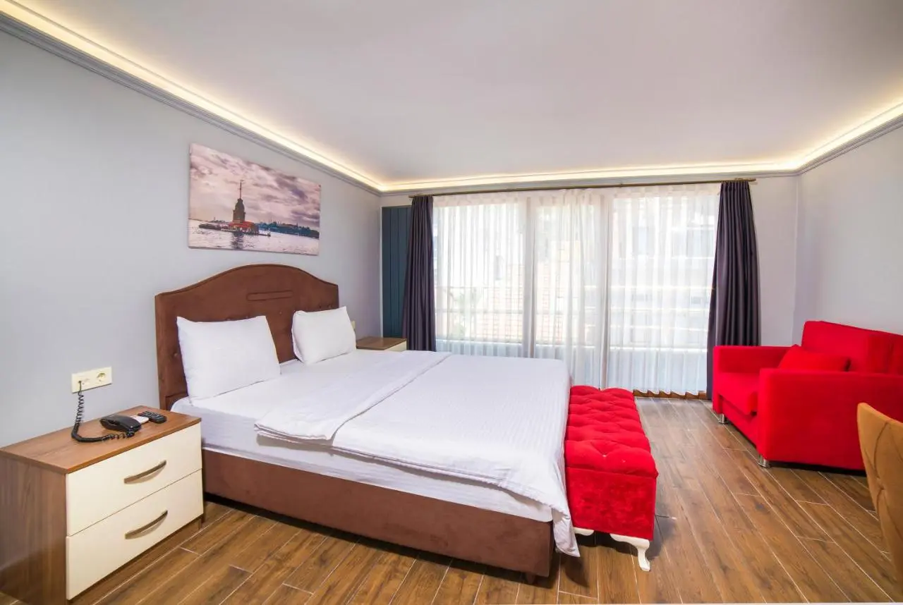 Zendy Suite Hotel