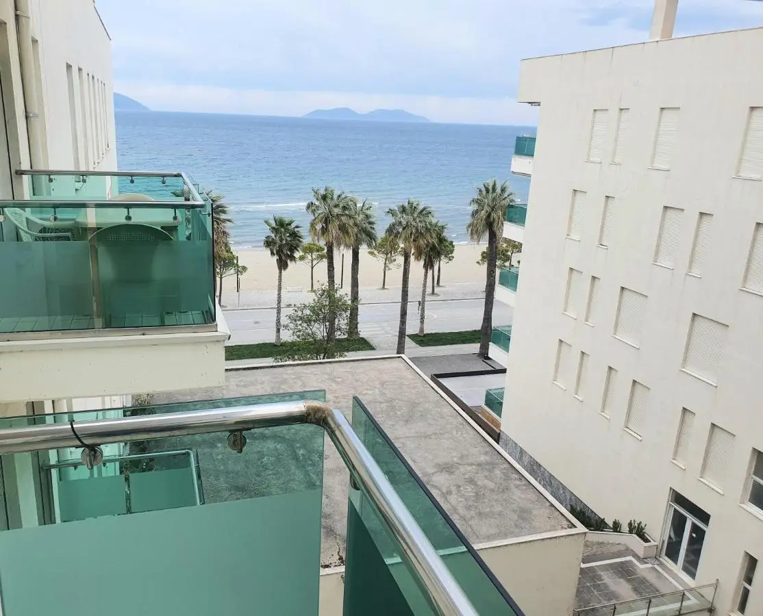 Apartament me qera Lungomare Vlore Mari