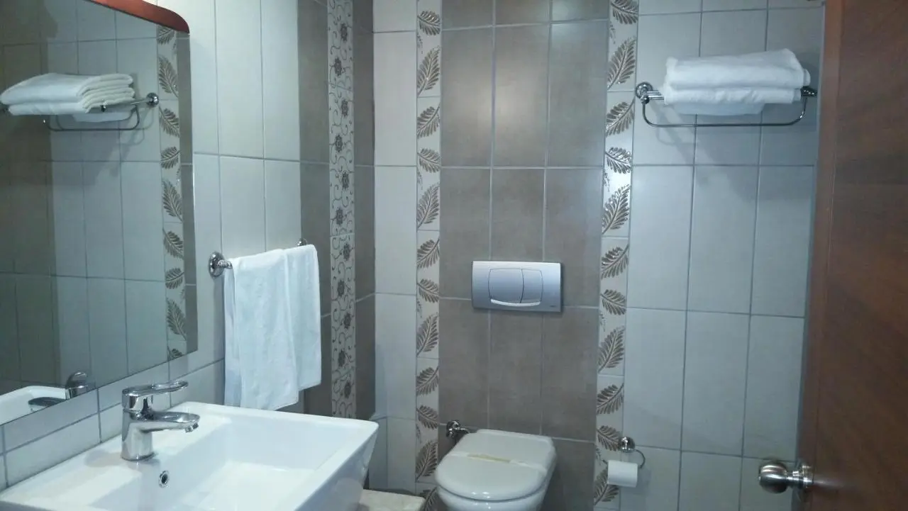Eriza Hotel