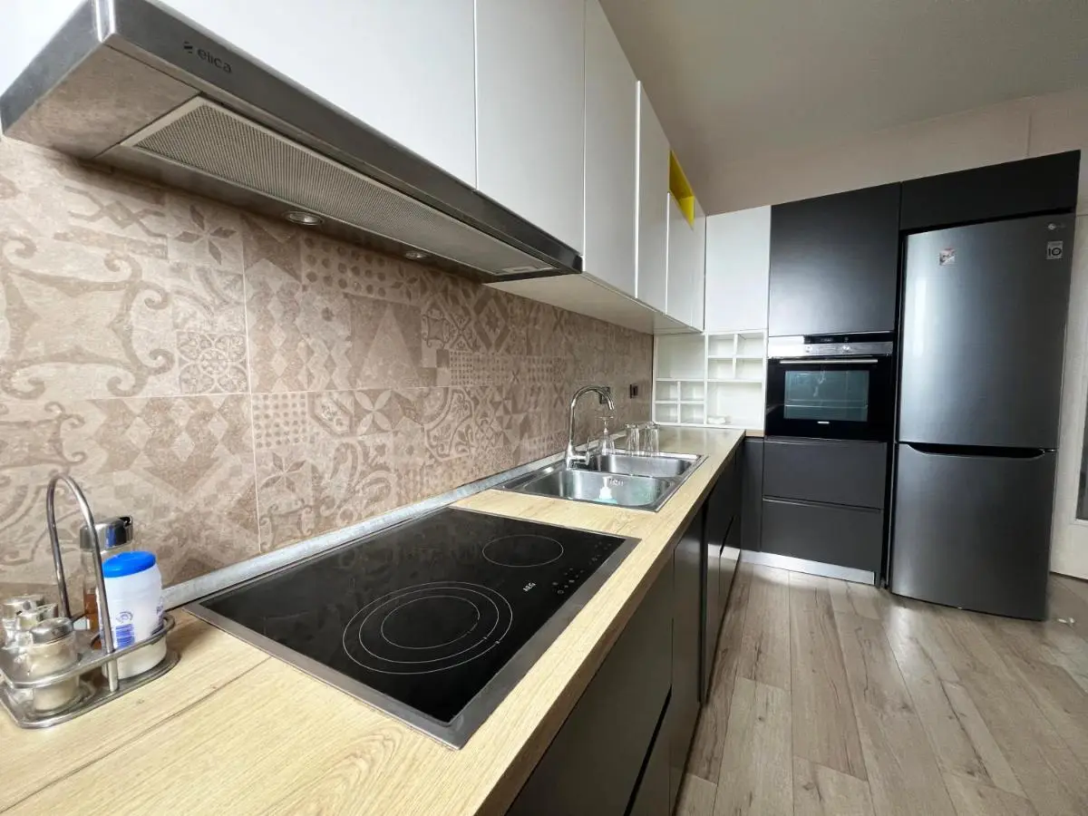 B2 Apartment