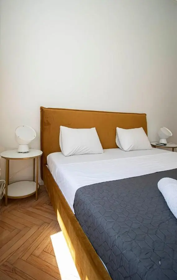 Chic 3BR Apt Near Fabrika - By Wehost