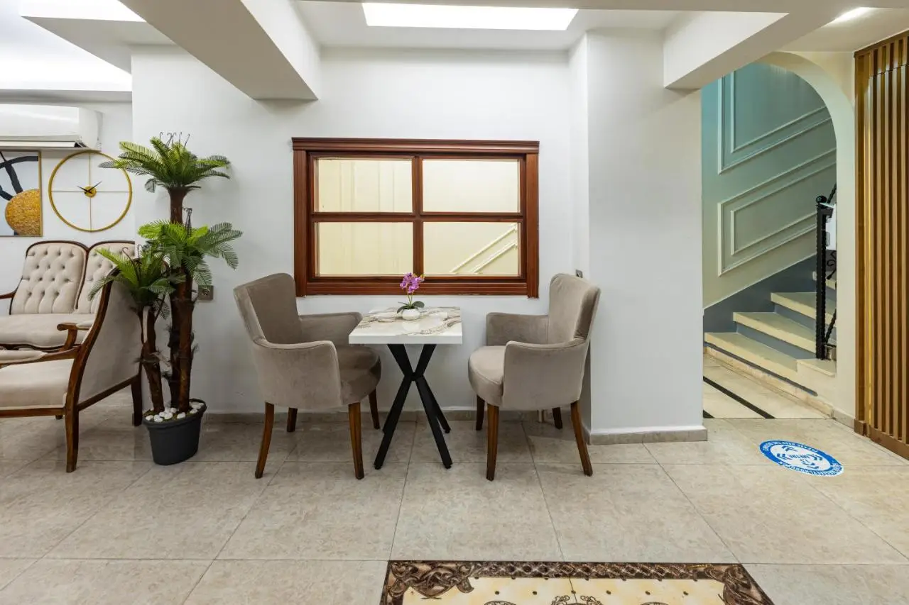 LINNGA HOTEL & SUITE