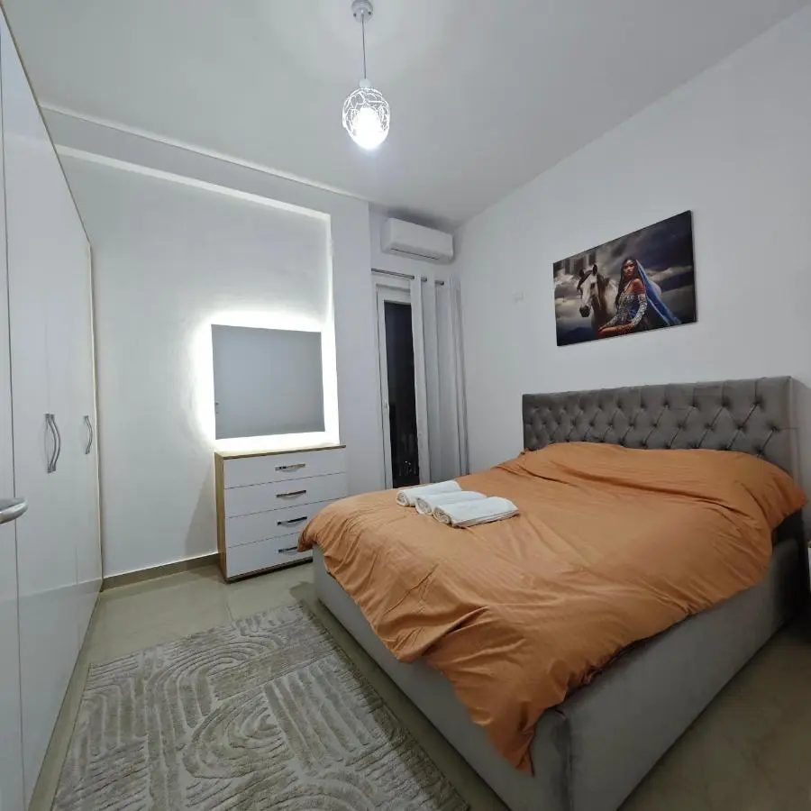 Sweet Home Apartament Kamez