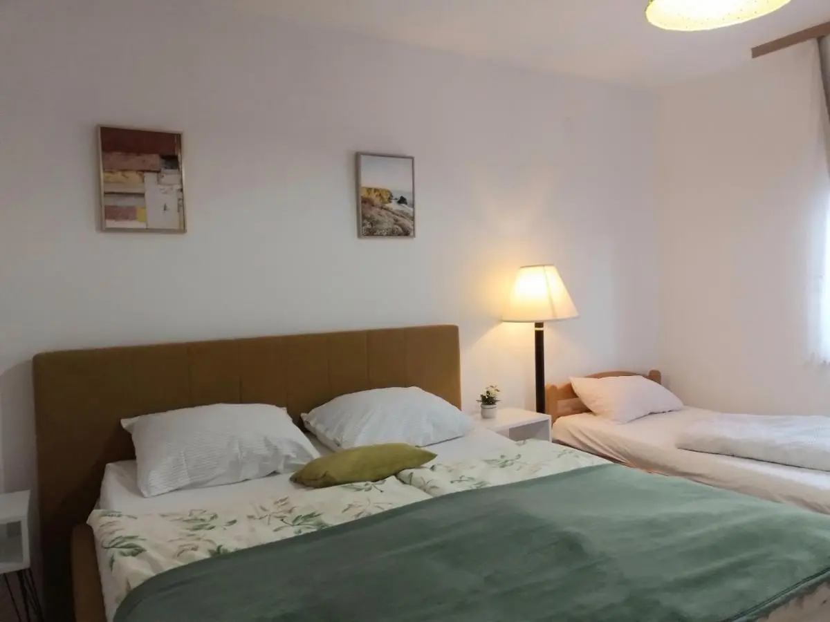 Guesthouse Sanja - Apartments 212