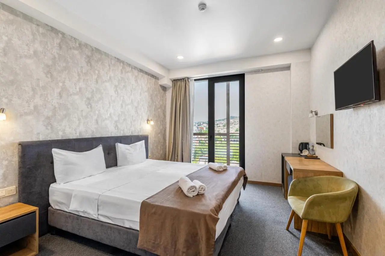 Brooch Boutique Hotel