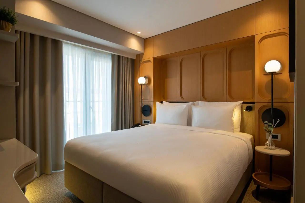 Lunet Old City Hotel