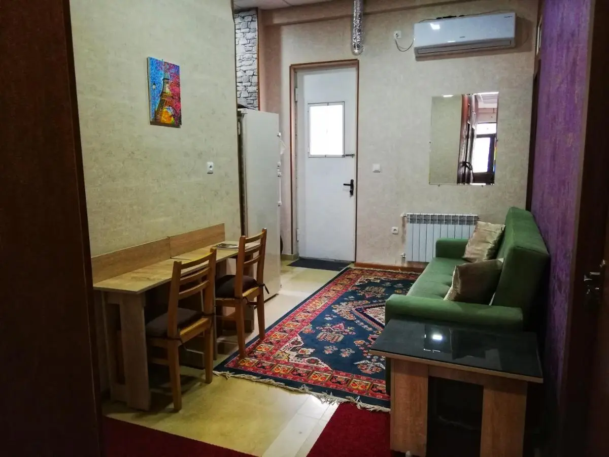 Hostel Violet