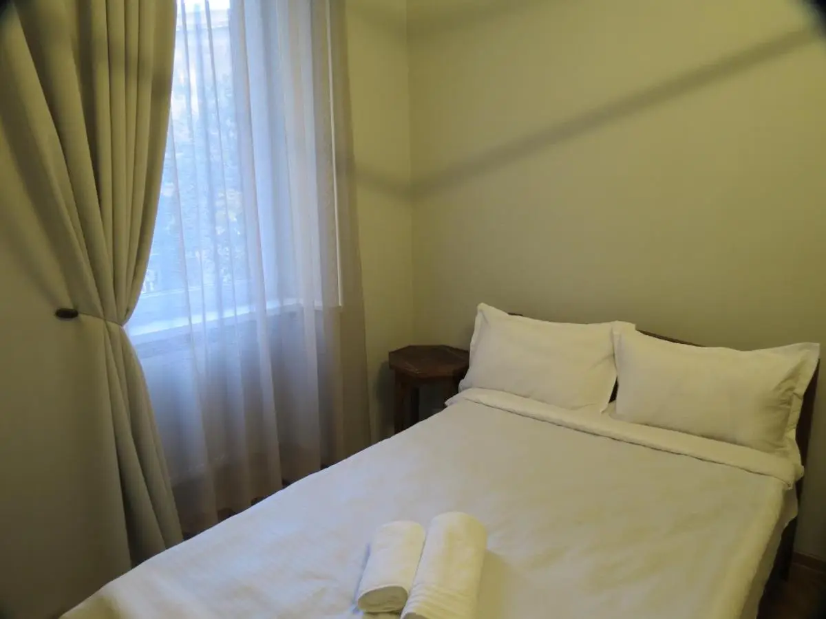 Three Rooms Apartment