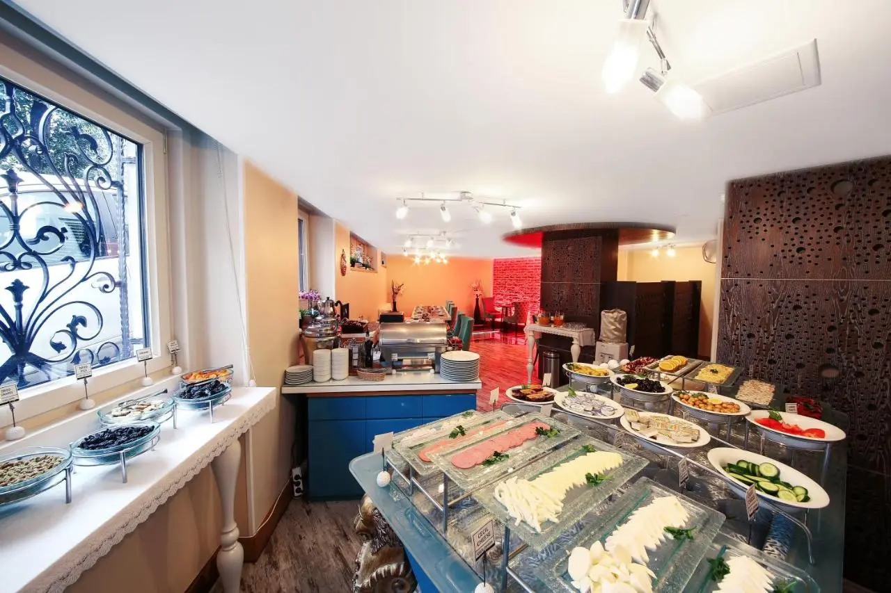 Katelya Hotel