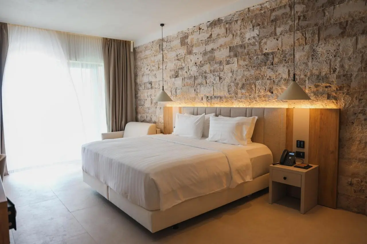 Drymades Inn Resort