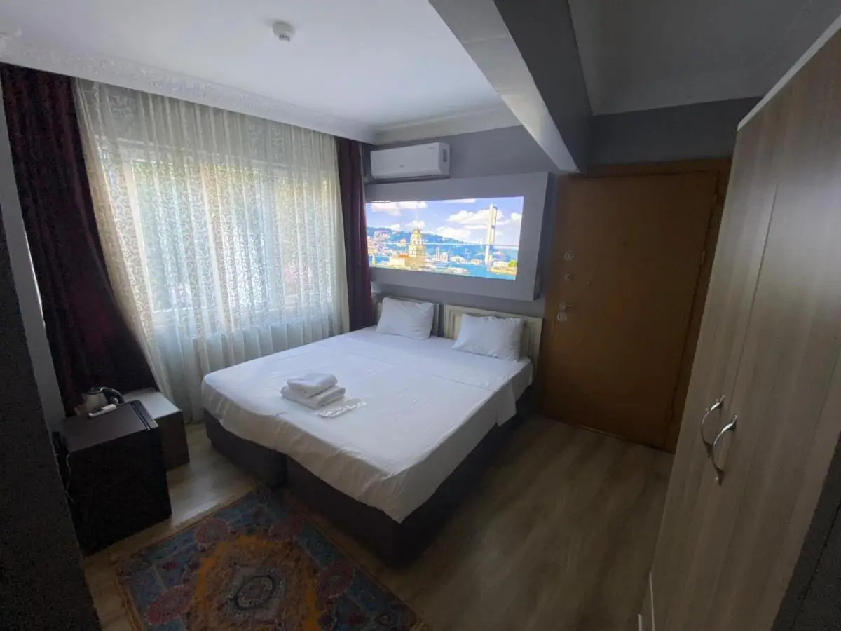 Elite Plus Family Hotel Old City