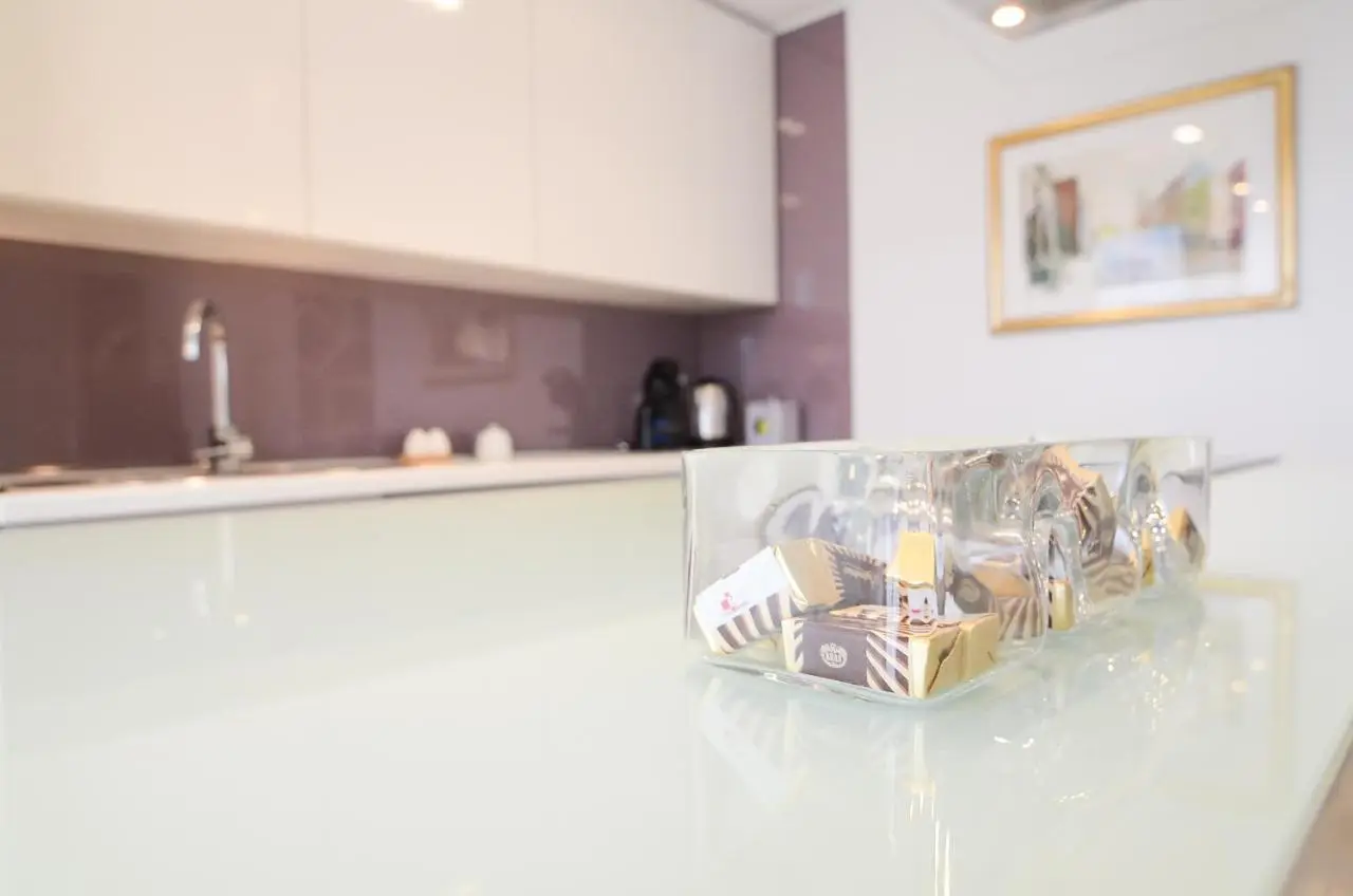 Luna Deluxe Apartment & Free Parking
