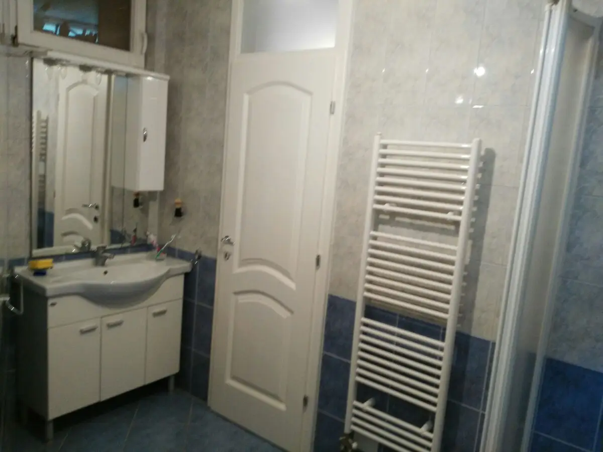 Go2Bihac Villa, 8 bedrooms, 7 bath, 10 aircon.