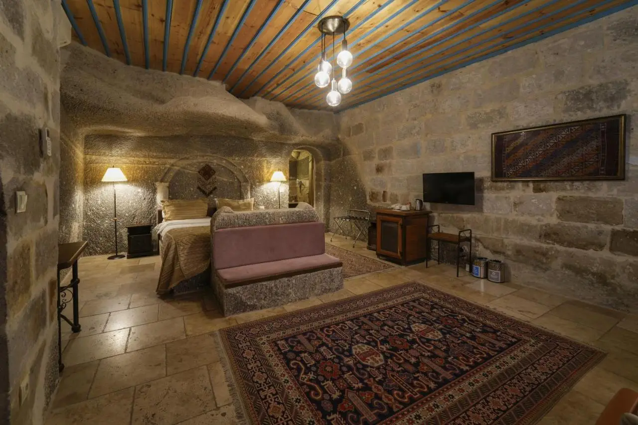 Tekkaya Cave Hotel