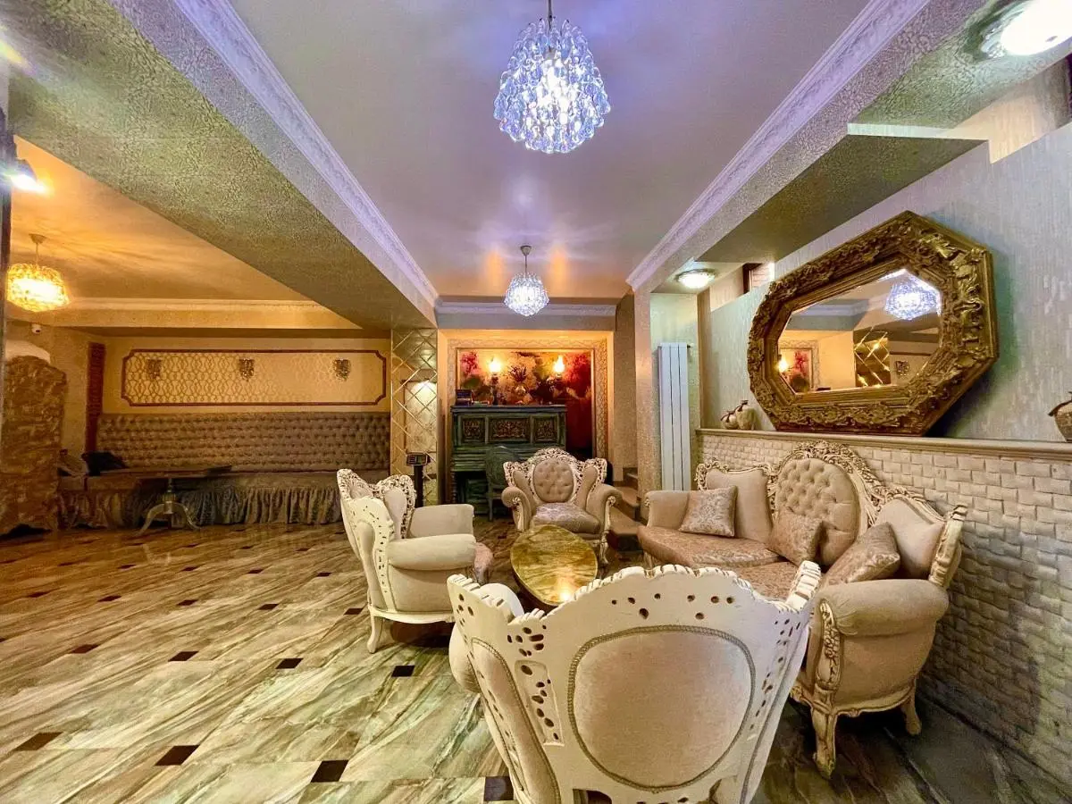 Silver 34 Boutique