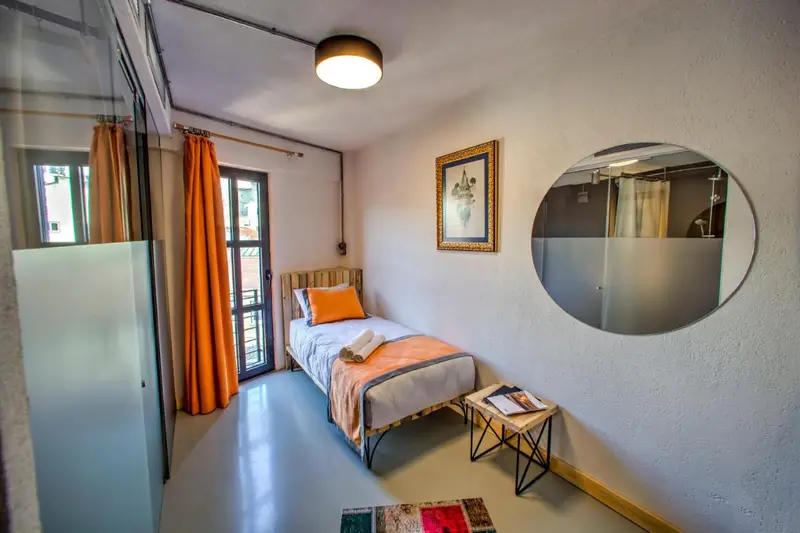 Vavien Hotel