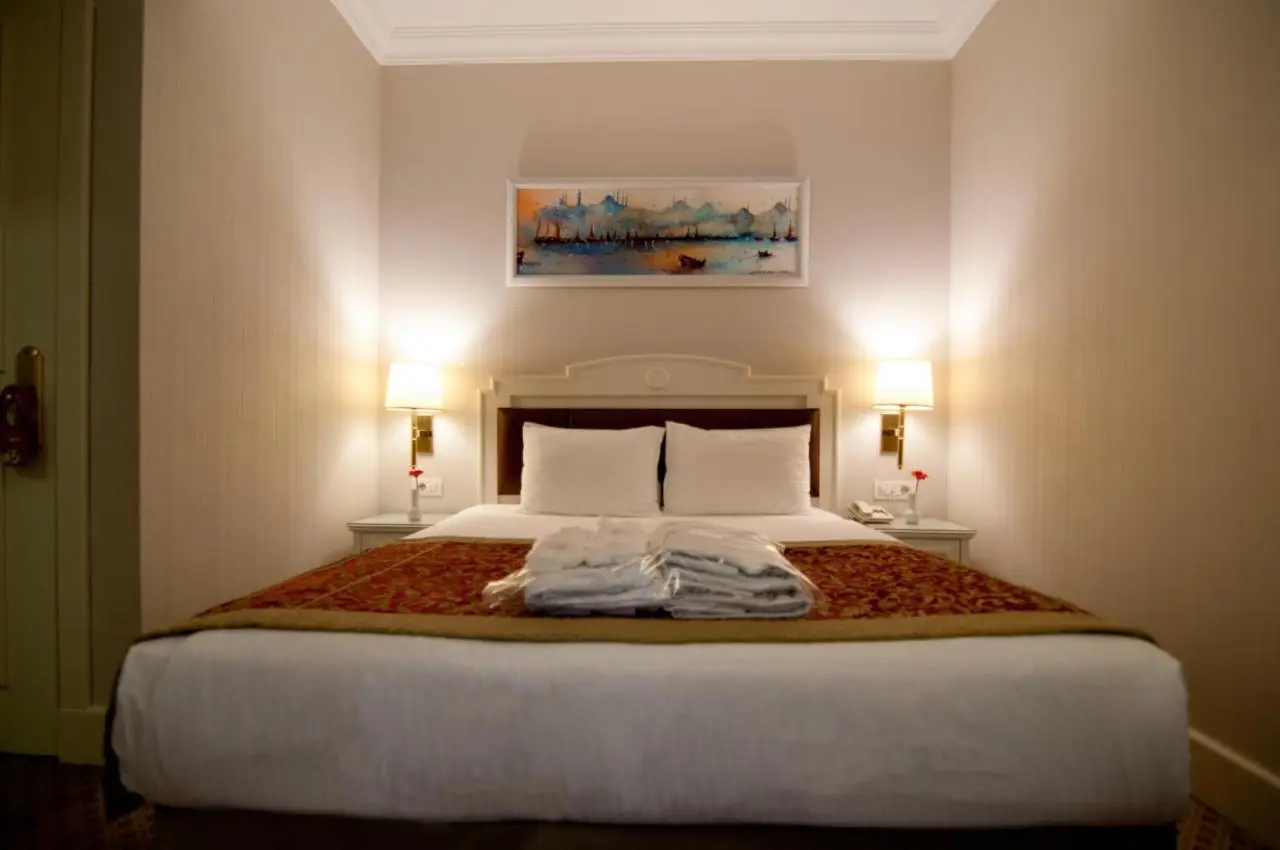 Taksim Metropark Hotel