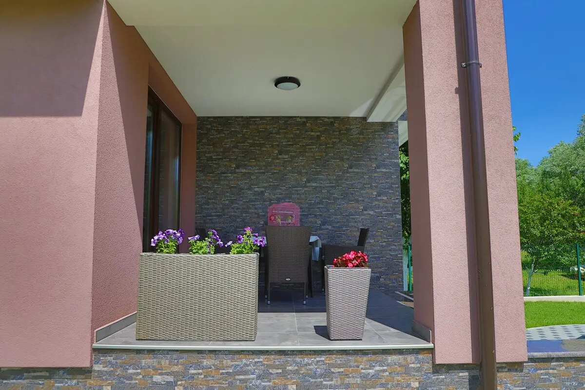 Apartments Edy 1