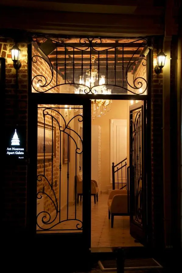 Art Nouveau Galata