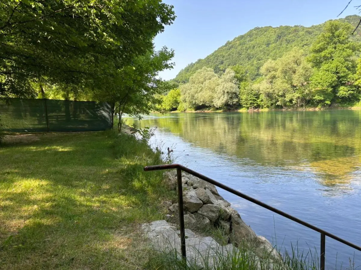 EMRAH RIVER UNA