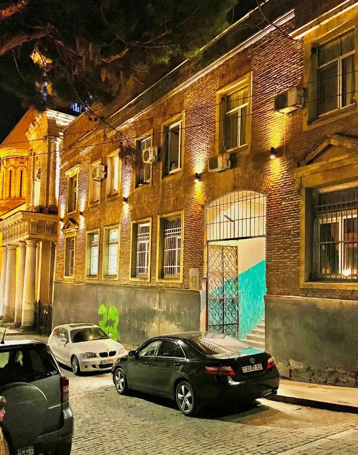 sweet home in old tbilisi