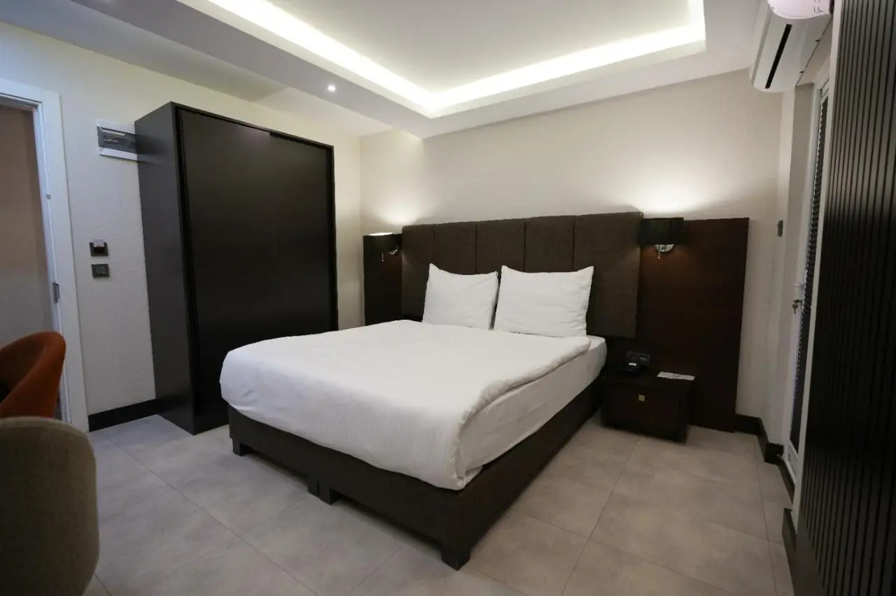 Visse Hotel