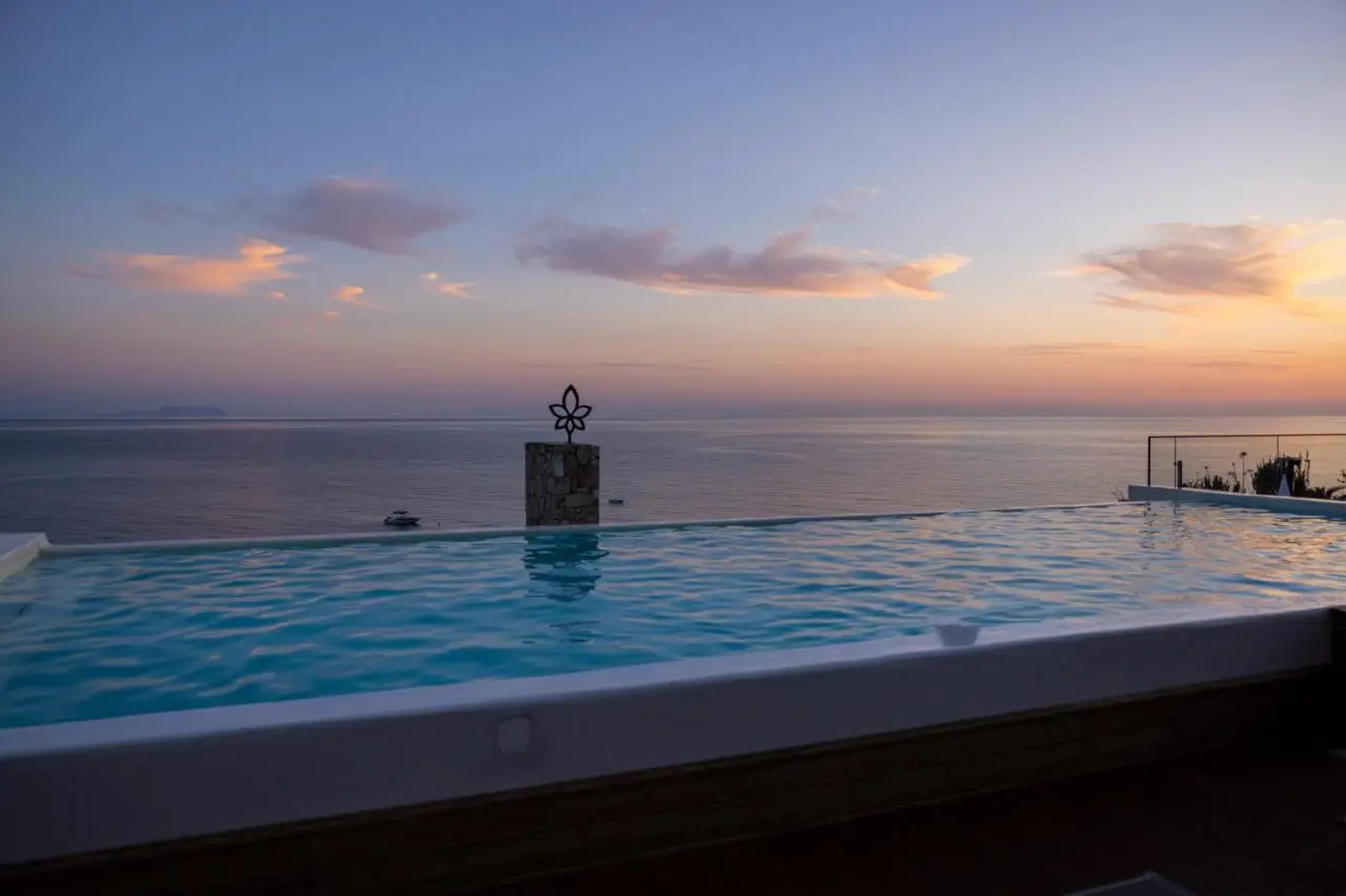 La Brisa Boutique Hotel