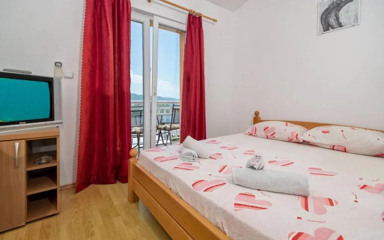 Apartments IN