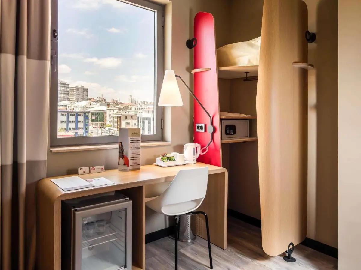 Ibis Istanbul West