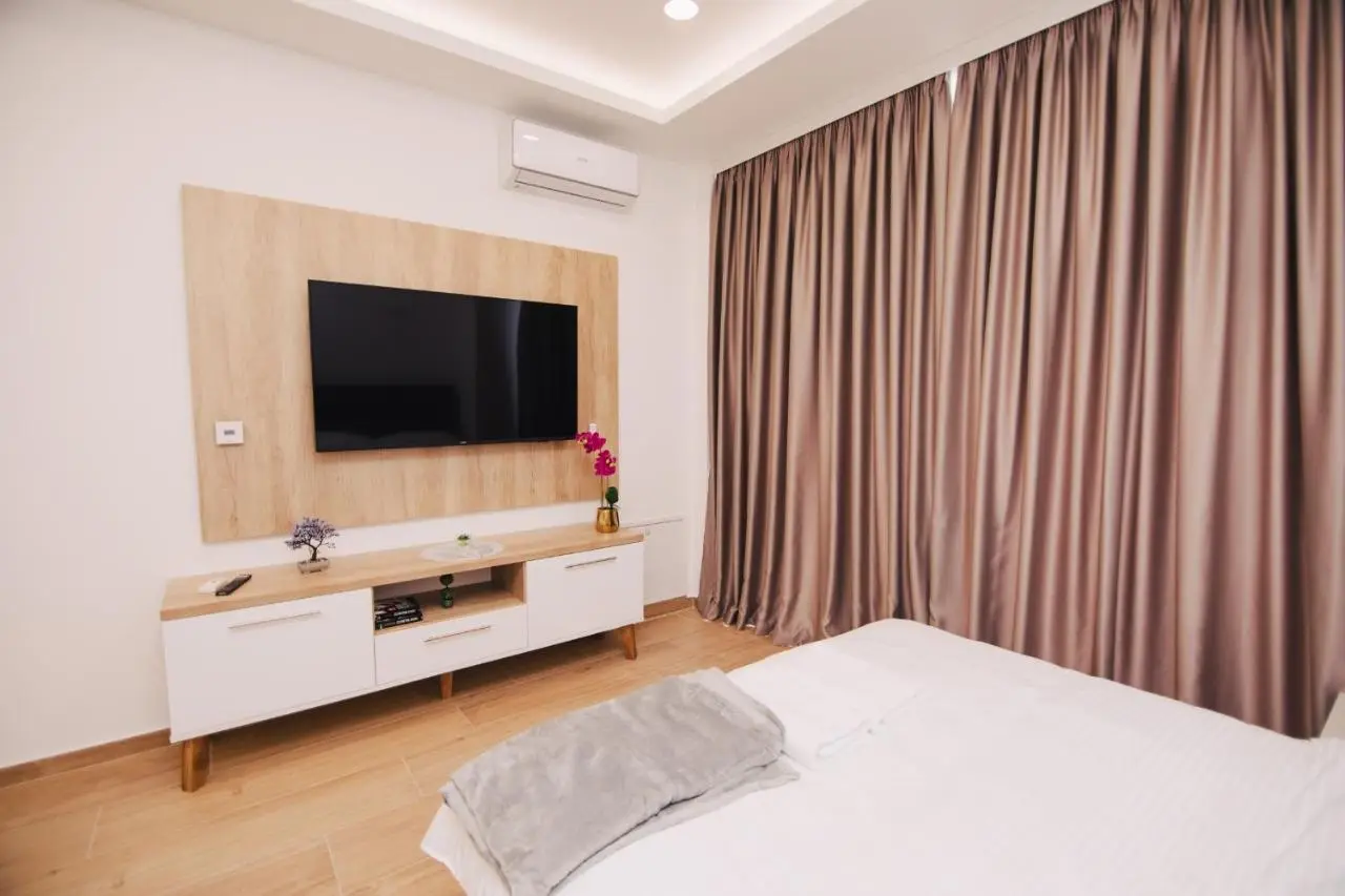 KS Apartments