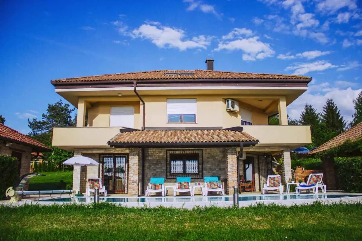 Villa Provence for 8 Persons