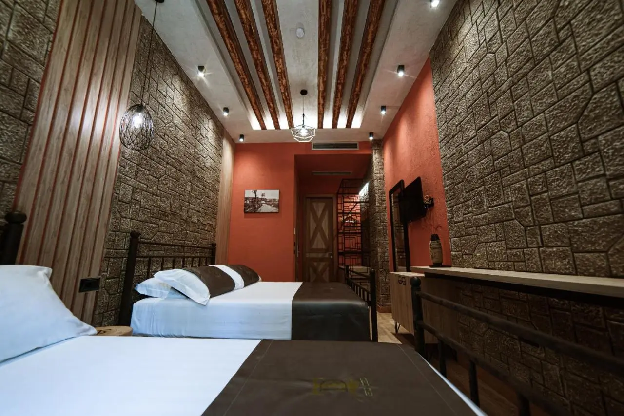 Hotel Taverna Devolli