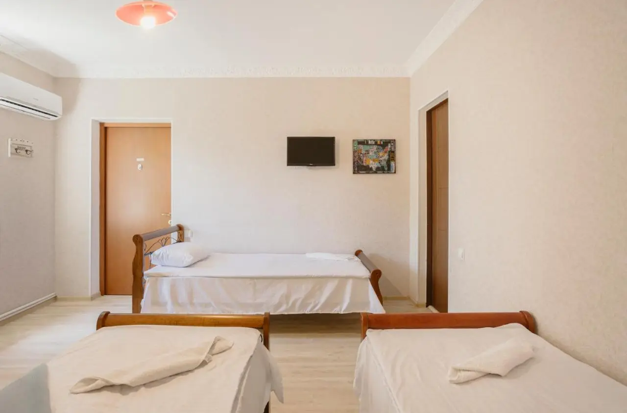 Marcos Hotel