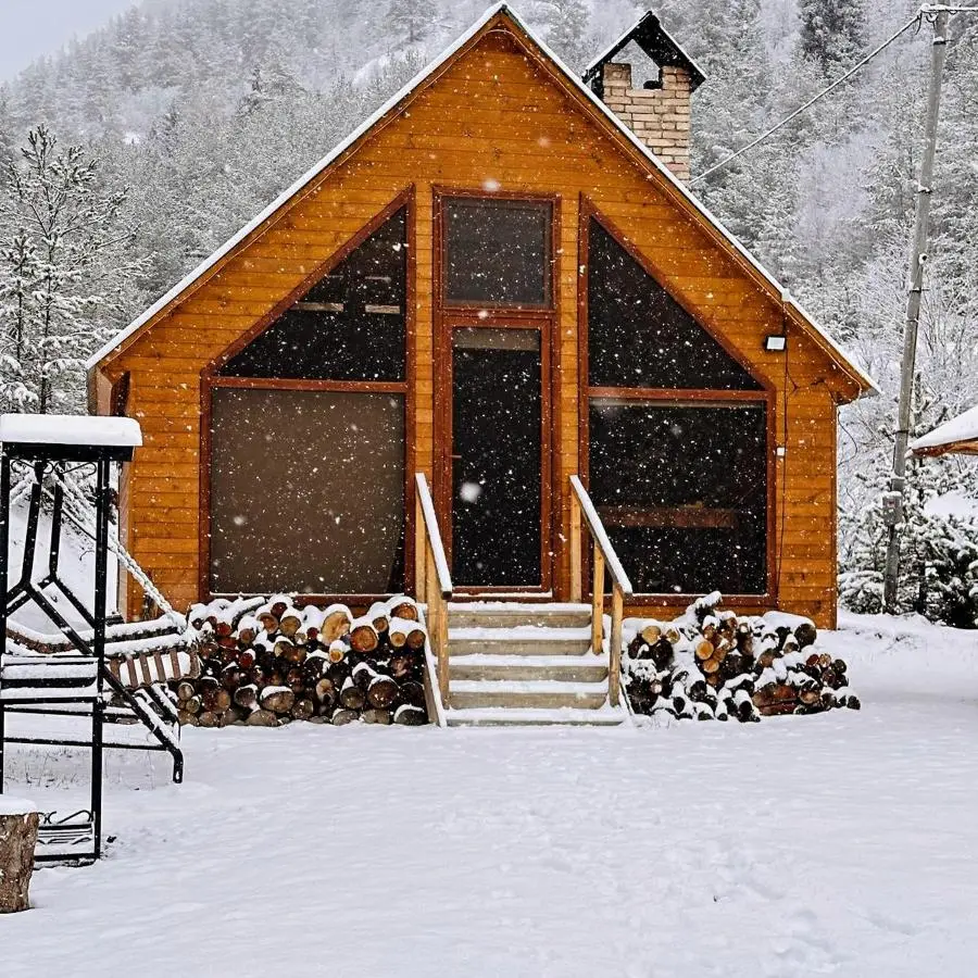 Cozy Cottage Feel Free continental