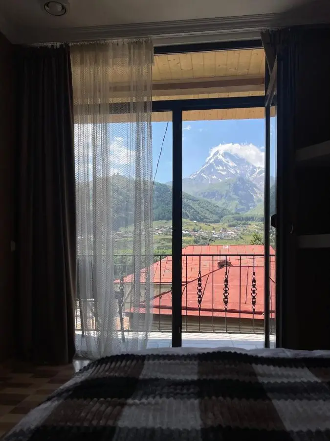 Sunny guesthouse