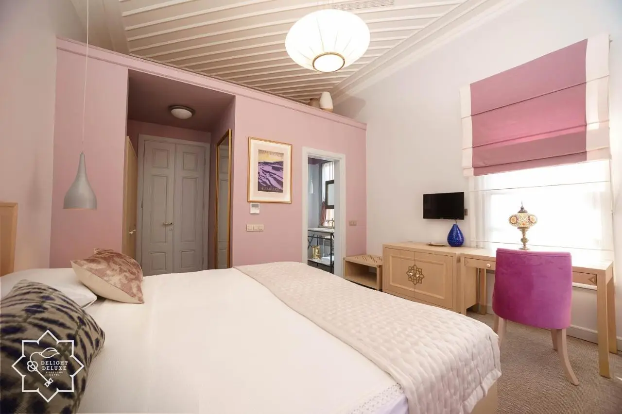 Delight Deluxe Hotel