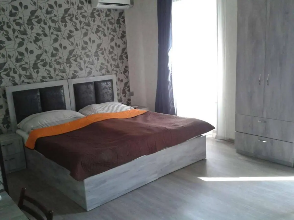 Guest house UTA