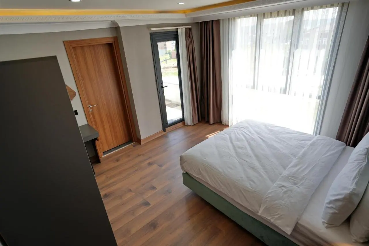 Shelton Airport Hotel