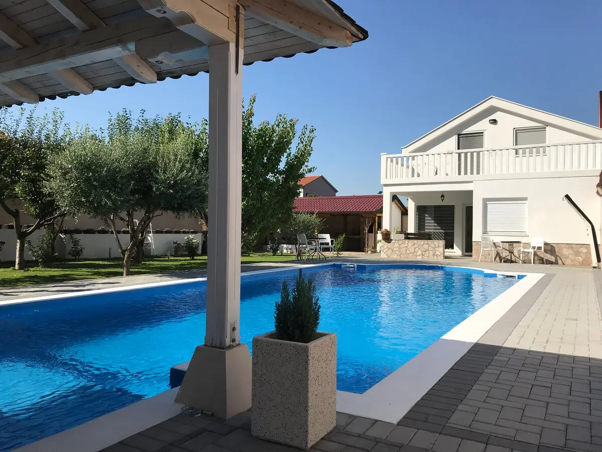 Villa Residence