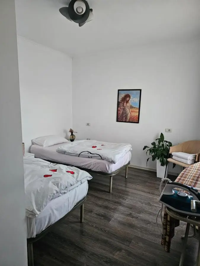 MAin Apartment