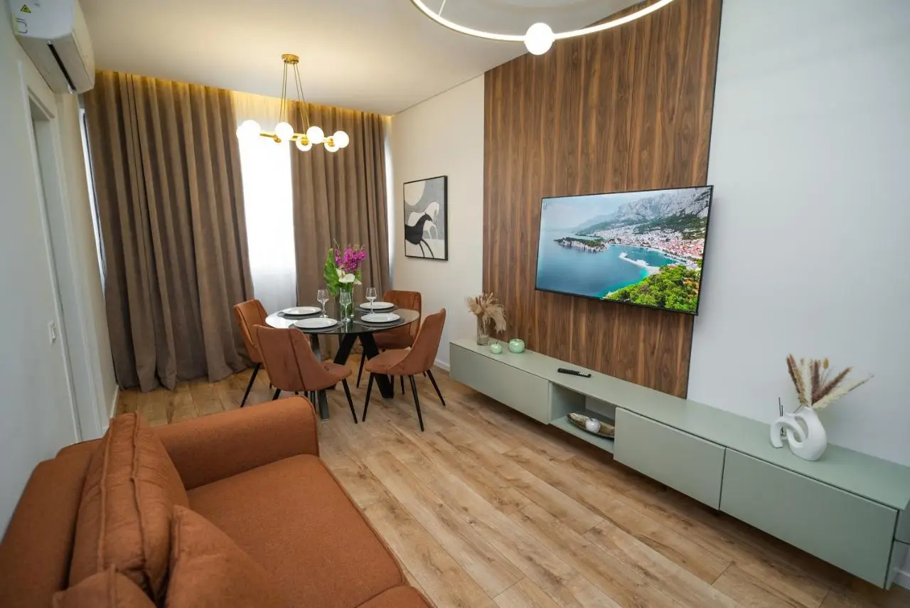 Home Select Tirana 6