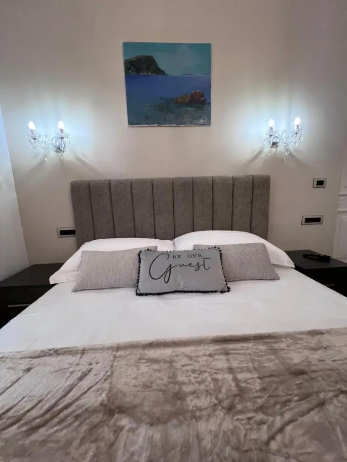 White Star Villa - Studio Apartments with Parking