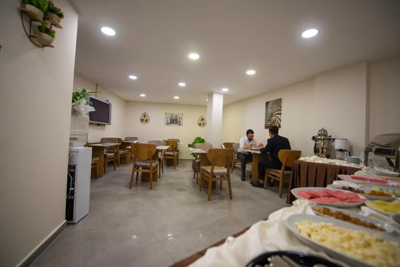 Vera Life Hotel