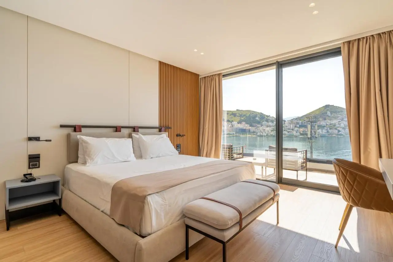 AlYACHT Premium Hotel