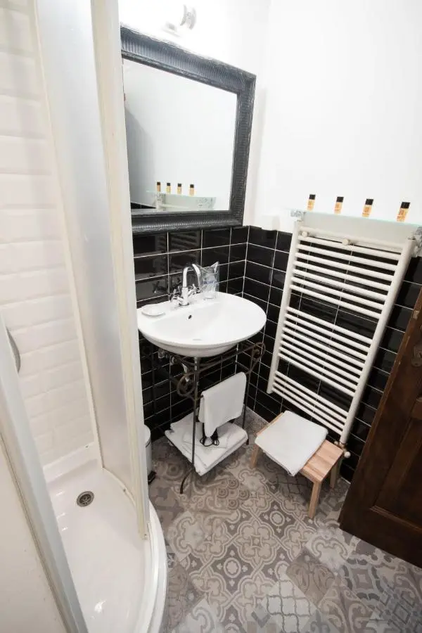 Hotel Ovo malo duše