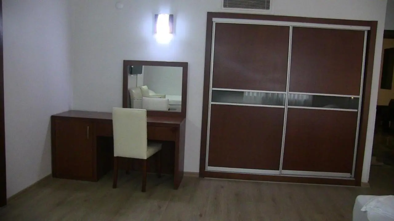 Paluri Otel Hopa