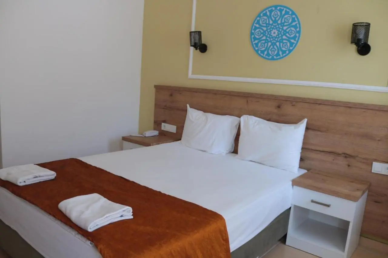 Taner Otel