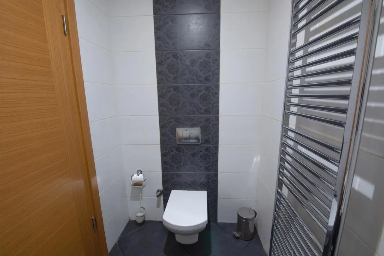 Three bedroom Duplex apartment with large terrace